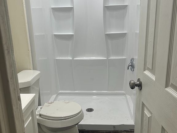 5th image of 6520 Little Creek Dr