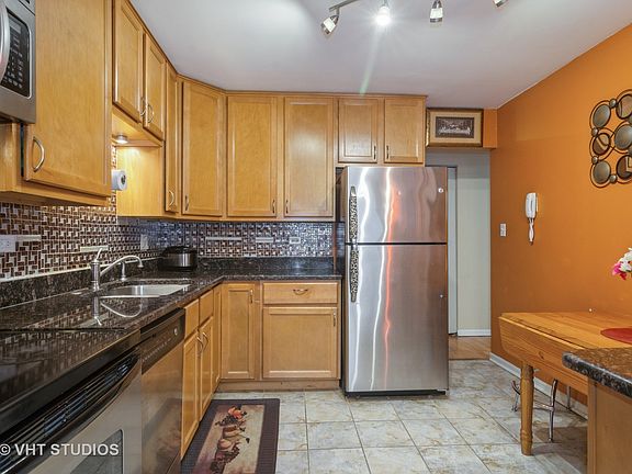 5th image of 1500 Harbour Dr APT 1J