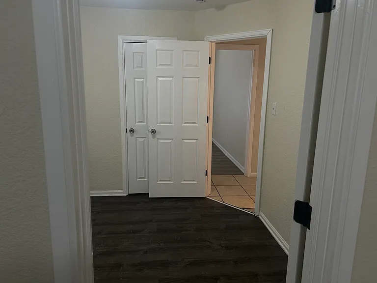 1461 Eaton St — Photo 16