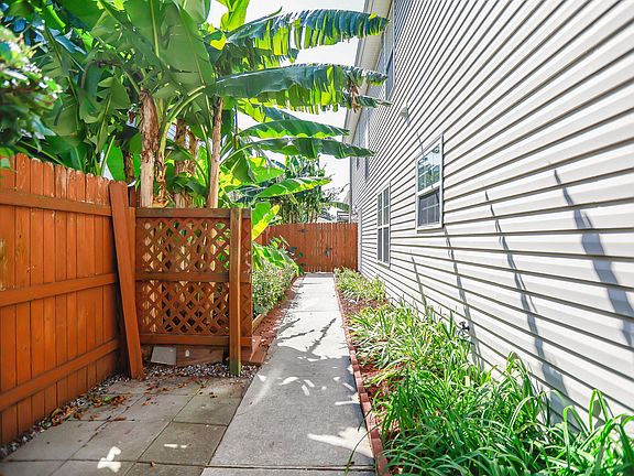 4th image of 4633 Lee Ave