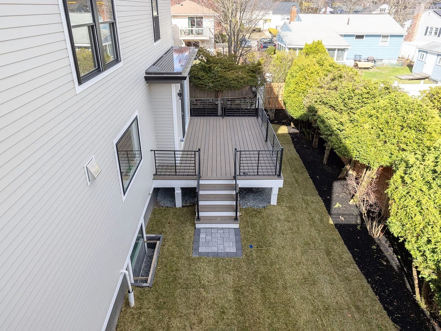 239 Mountain Ave — Photo 3