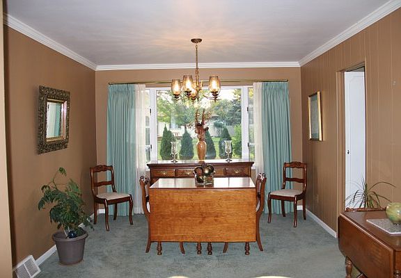 3rd image of 70 Elm Acres Dr