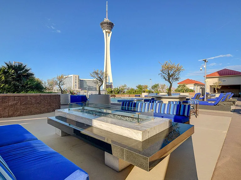 200 W Sahara Ave #811 — Photo 52