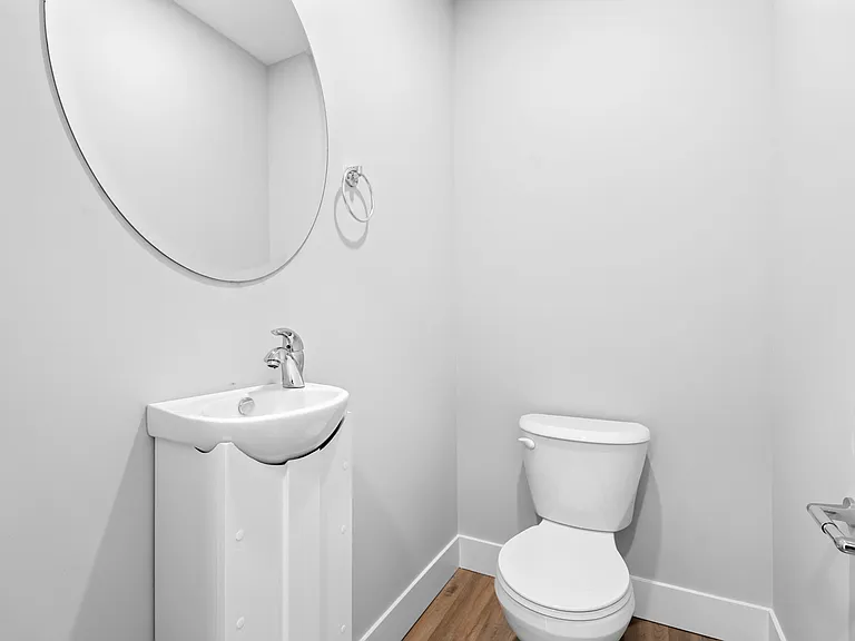 900 Saint Andrews Ln — Photo 21