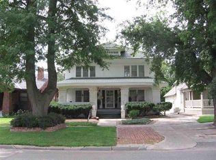 1135 N Denver Ave, Hastings, NE 68901