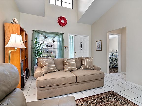 4th image of 3948 Sabal Springs Blvd