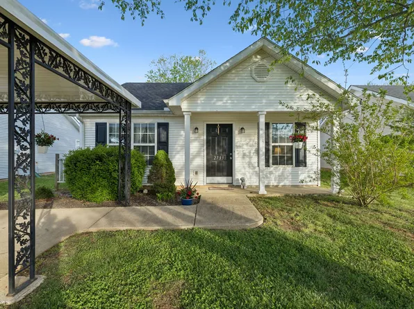 2739 Oxford Hall Ave, Murfreesboro, TN 37128