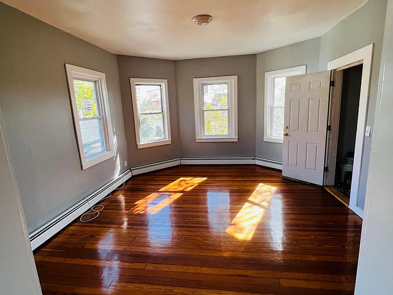 75 Moore St #3 — Photo 16