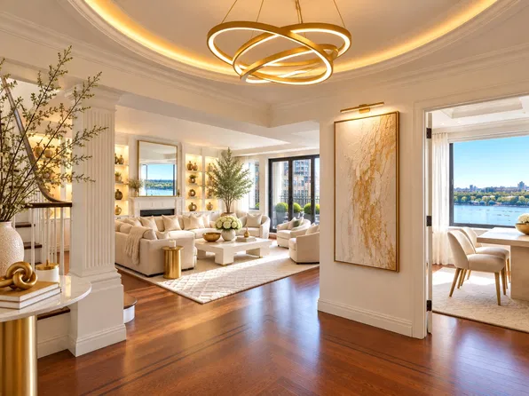 305 W 72nd St #Penthouse, New York, NY 10023