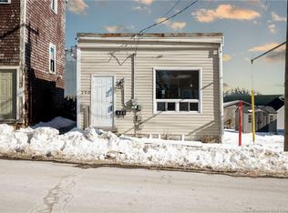 290 Wentworth St, Saint John, NB E2L2V1