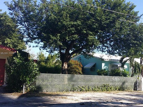 3rd image of 1307 N 23rd Ave