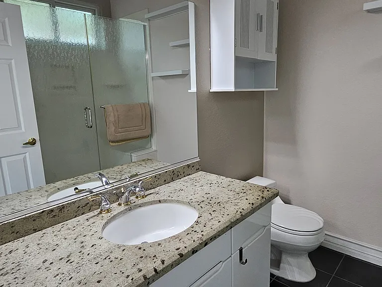 2101 Grand Island Ct — Photo 33