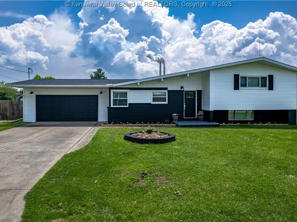 175 Roush Dr, New Haven, WV 25265