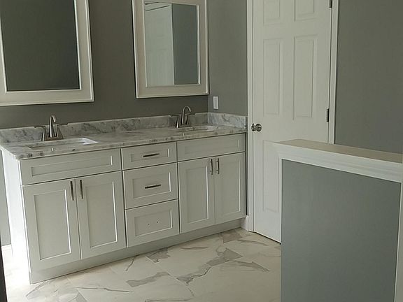 4th image of 10418 Wellington Springs Way