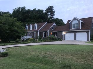 1005 Bent Oak Ct, Raleigh, NC 27603