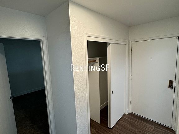 4th image of 352 Robinson St #39