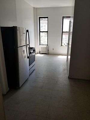 2nd image of 524 E 83rd St APT 3E