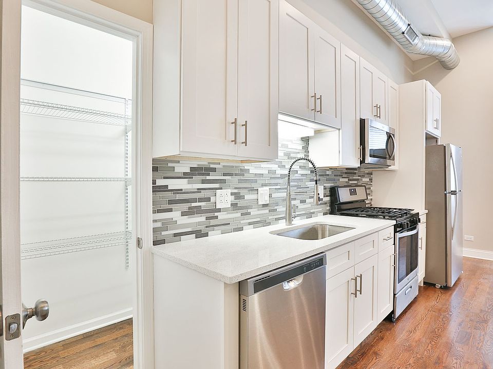 1st image of 2501 W Cortland St #1F