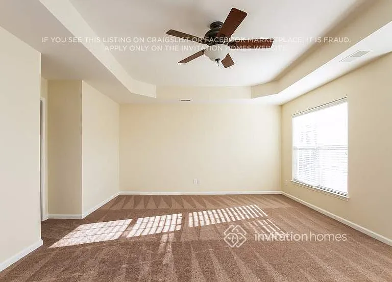 9834 Edinburgh Ln — Photo 10