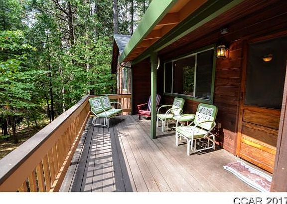 3rd image of 1946 Tamarack Dr