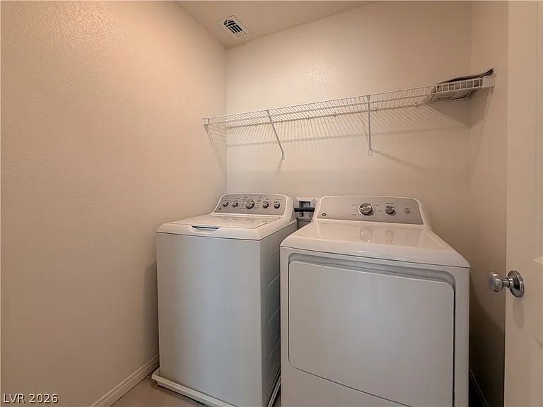 7008 Dandelion Park Ave — Photo 36