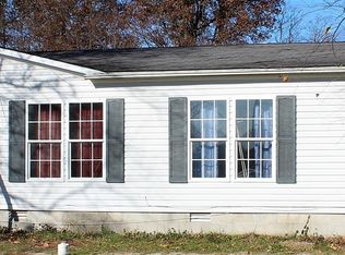 2326 W Main St, Salem, IL 62881