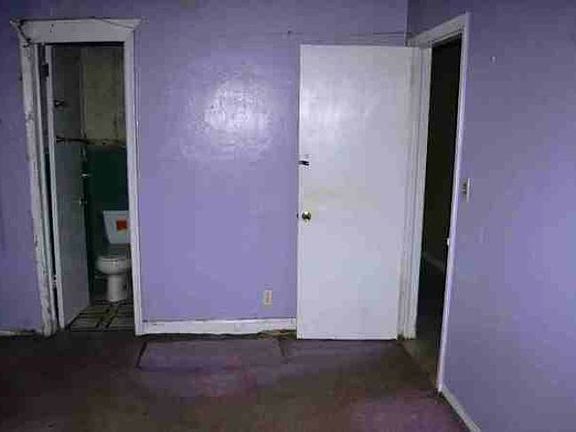 4th image of 772 W Evanston Cir