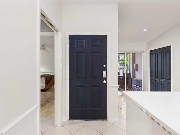 4th image of 8375 Heritage Links Ct APT 1825