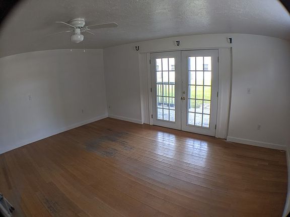 3rd image of 723 44th Ave E APT 7