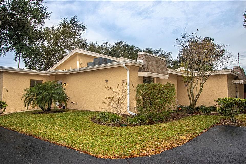 1st image of 1575 Amberlea Dr S #D