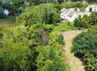 10 Windcrest Dr, Cecil, PA 15321