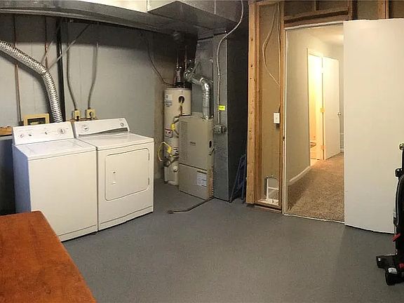 5th image of 10116 W Dartmouth Ave