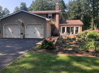 789 Shoemakersville Rd, Shoemakersville, PA 19555