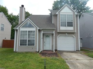 476 Charter Oak Dr, Newport News, VA 23608