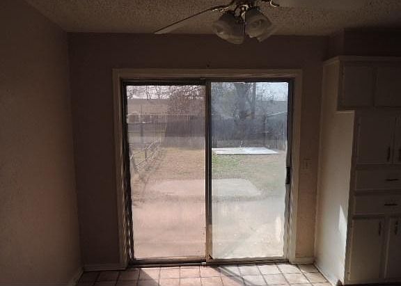 3rd image of 2521 N Adams Ave