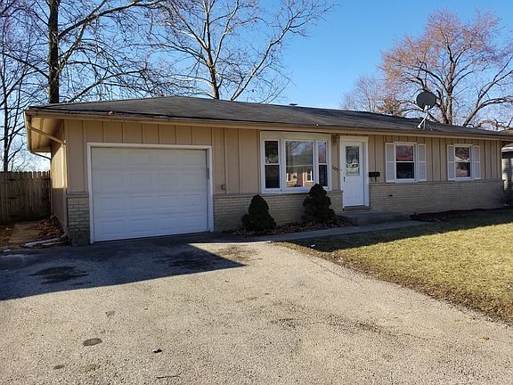 2nd image of 105 Diane Dr
