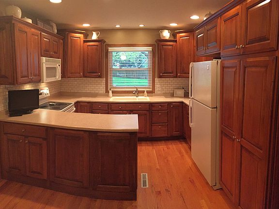 4th image of 4920 Duxhall Dr