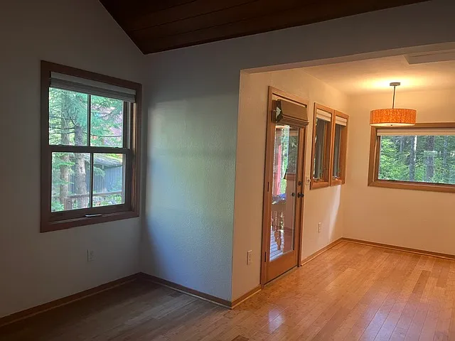 20648 E Lolo Pass Rd #B — Photo 8