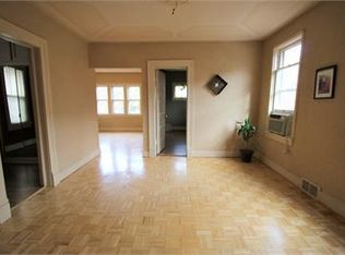 2413 W Pierce St #2413, Milwaukee, WI 53204