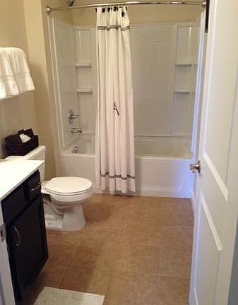 5th image of 717 Worthington Woods Blvd Ste 205