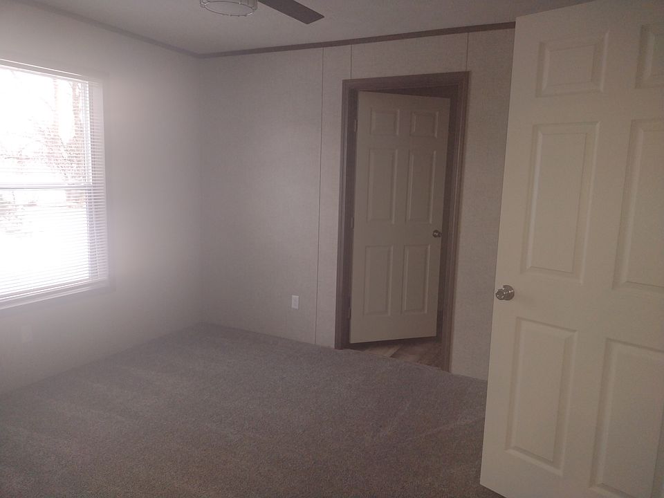 Second bedroom