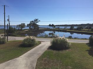 240 Williams Rd, Wilmington, NC 28409