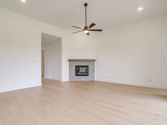 5th image of 7425 Harrier St