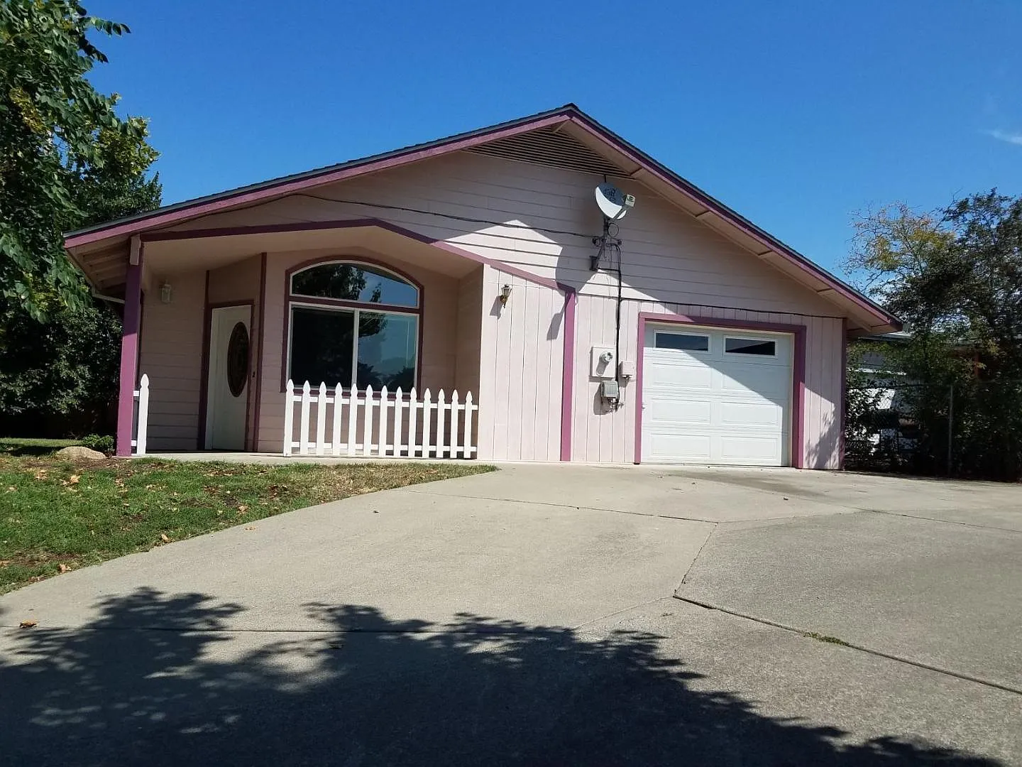 1521 Sun Glo Dr photo 1