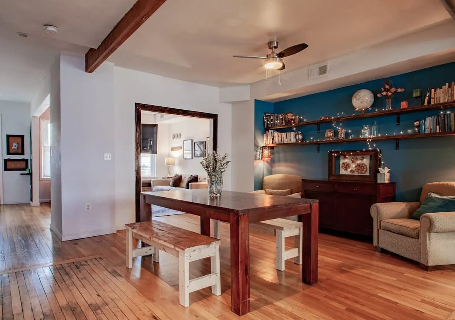 Spacious 3-Bedroom DC Townhome with Private Entrance and Parking near — Photo 3