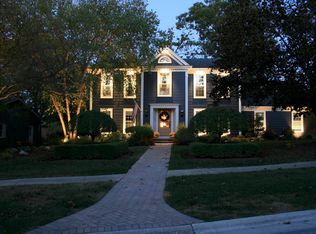 765 Birchwood Rd, Frankfort, IL 60423