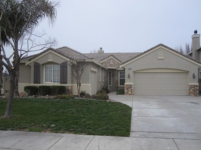 1st image of 2299 Yellowstone Ave
