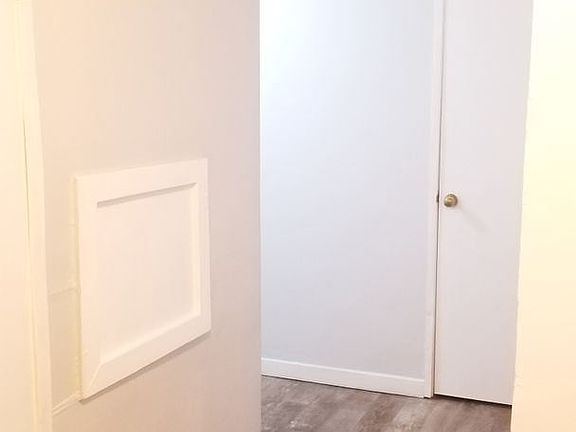 3rd image of 4150-52 Parkside Ave #101