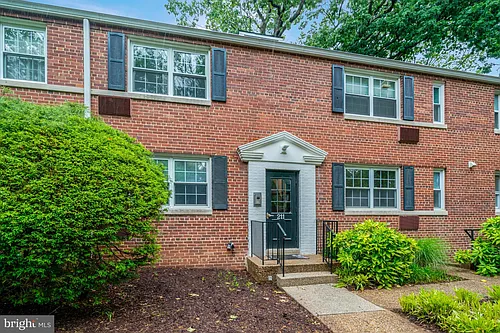 211 N Trenton St #3 Photo 1