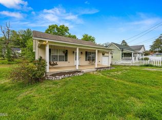 1909 Wells Dr, Powell, TN 37849